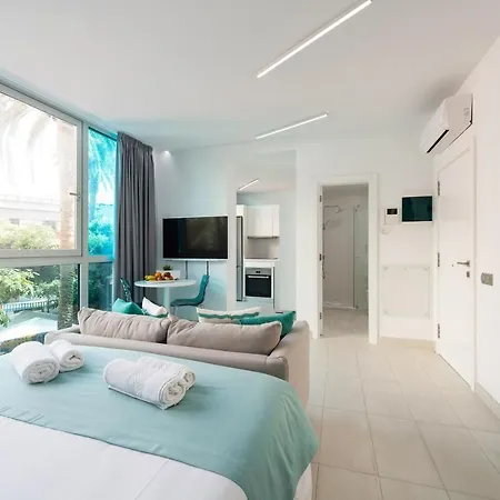 Edison Building 102 By Canariasgetaway *